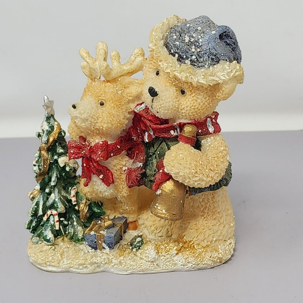 Christmas Bear & Reindeer Figurine By‎ Designspirations